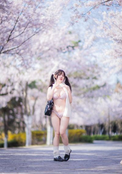 国内精品久久久久国产盗摄_超清在线播放