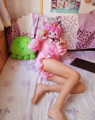 欧美女头堆糖_BD英语动漫免费观看
