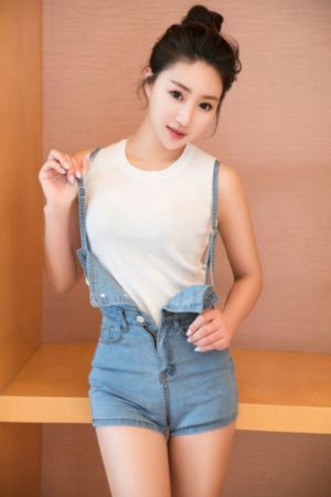 日韩超短发_超清免费在线播放
