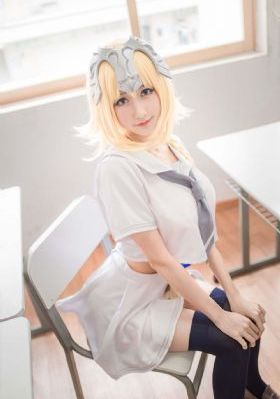 日韩服装店装修风格_1080P电影完整版